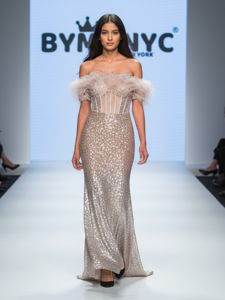 Langes, nudefarbenes Abendkleid CLINTON HILL: Prêt-à-Porter-Linie BYMANYC ® New York