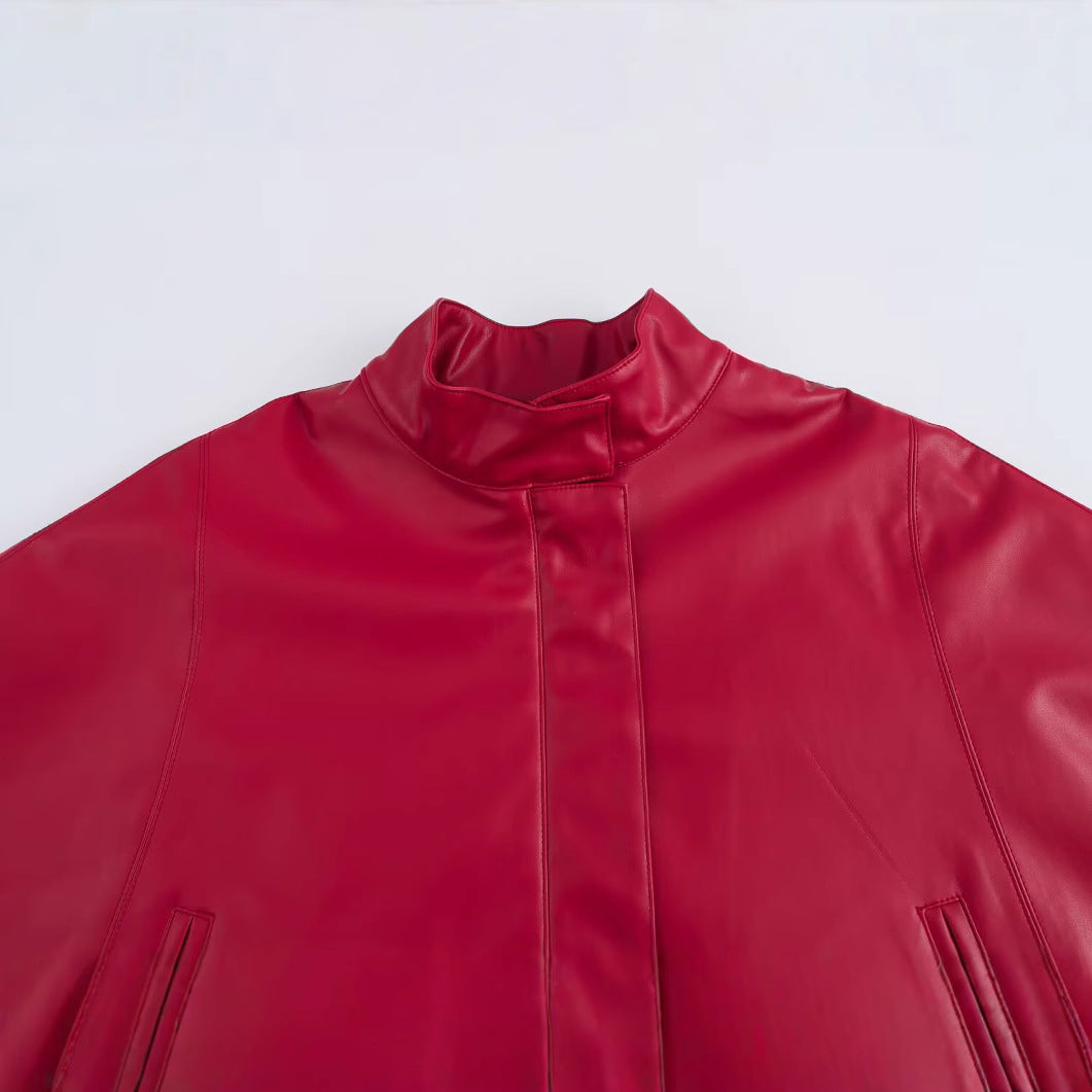 Kurze Cape-Jacke aus rotem Lederimitat für Damen, Greenwich Village, BYMANYC New York.