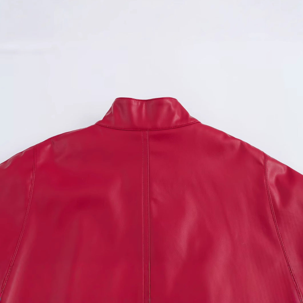 Kurze Cape-Jacke aus rotem Lederimitat für Damen, Greenwich Village, BYMANYC New York.