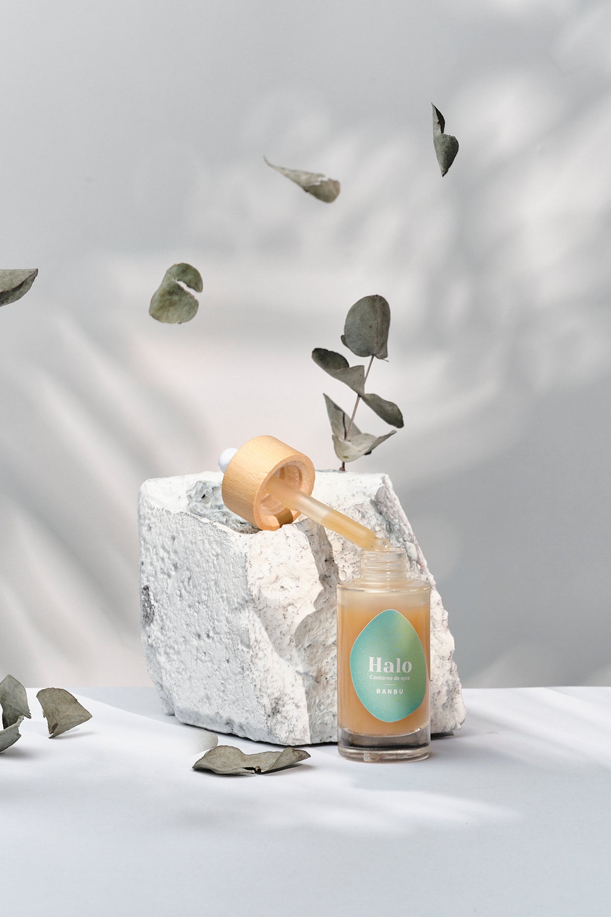 BANBU. Contorno de ojos HALO